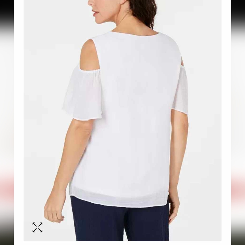 JM Collection Cold Shoulder Top - Picture 2 of 11